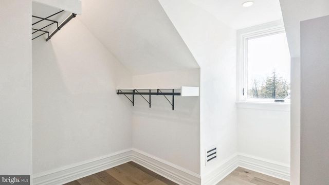 615 E MT. PLEASANT, Philadelphia, PA 19119