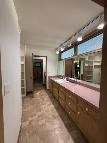 2405 Country Club Lane, Selma, CA 93662