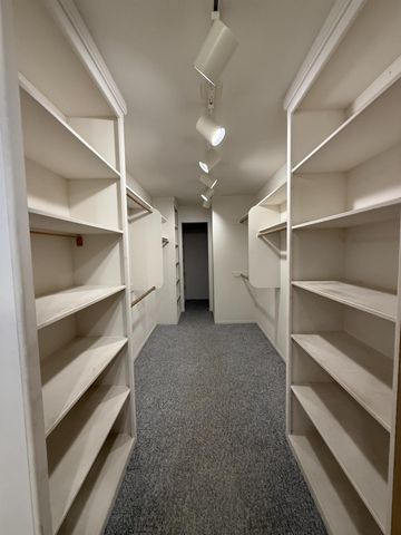 2405 Country Club Lane, Selma, CA 93662