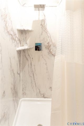 344 Hurt St, Petersburg, VA 23803