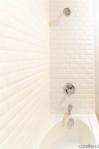 344 Hurt St, Petersburg, VA 23803