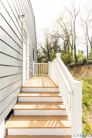 344 Hurt St, Petersburg, VA 23803