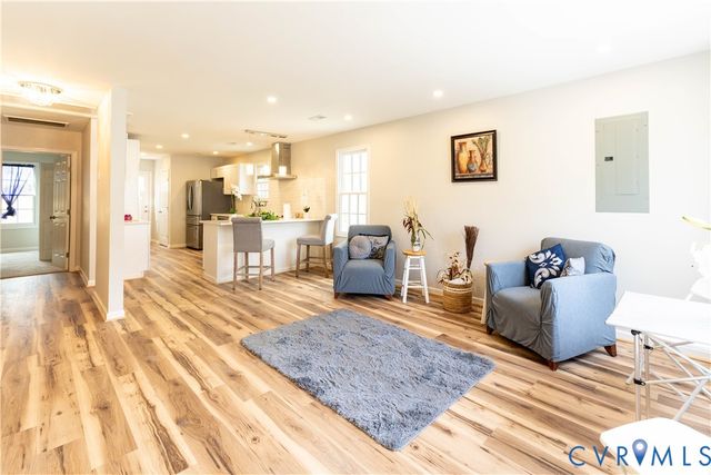 344 Hurt St, Petersburg, VA 23803