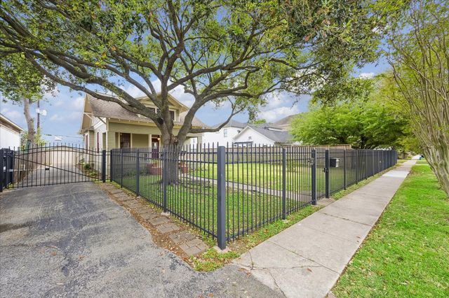 1846 Arlington Street, Houston, TX 77008