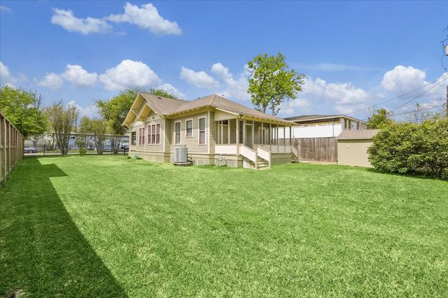 1846 Arlington Street, Houston, TX 77008