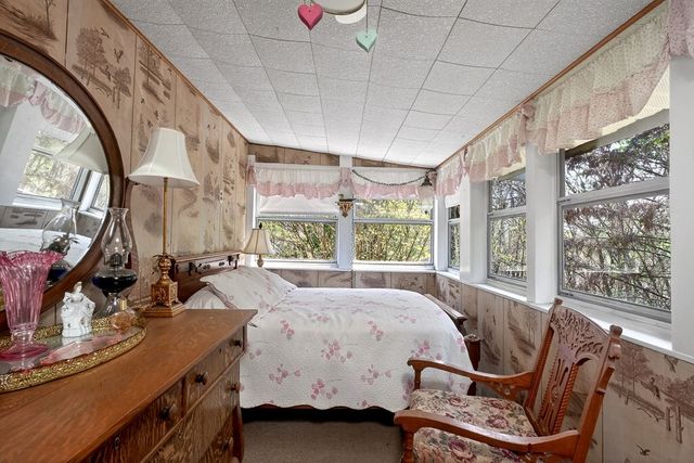 1932 Holly Creek Rd, Celina, TN 38551
