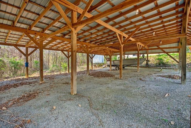 1932 Holly Creek Rd, Celina, TN 38551