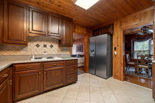 1932 Holly Creek Rd, Celina, TN 38551