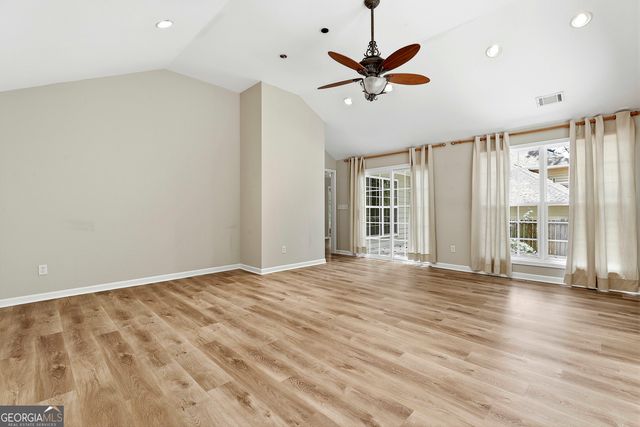 518 Longwood Lane, Peachtree City, GA 30269
