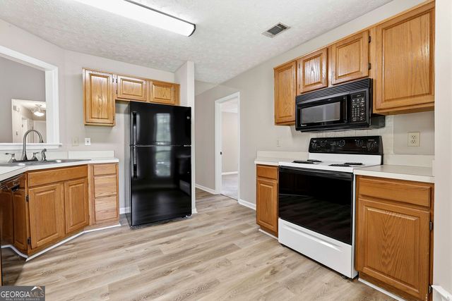 518 Longwood Lane, Peachtree City, GA 30269