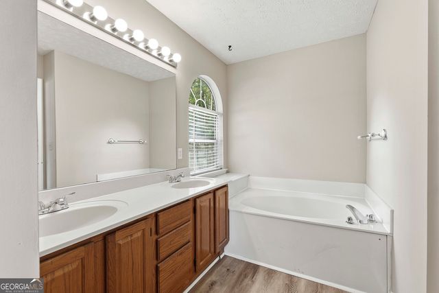 518 Longwood Lane, Peachtree City, GA 30269