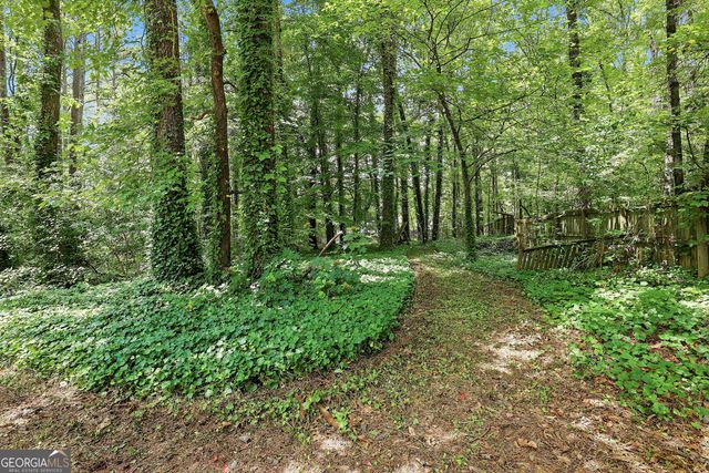 518 Longwood Lane, Peachtree City, GA 30269