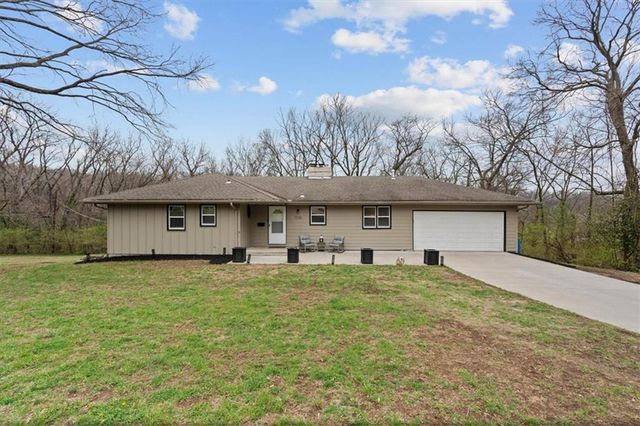 7235 Wallace Avenue, Kansas City, MO 64133