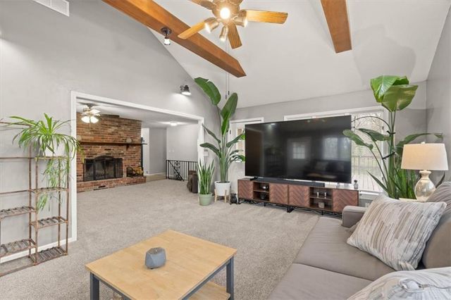 7235 Wallace Avenue, Kansas City, MO 64133