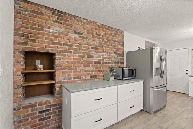 7235 Wallace Avenue, Kansas City, MO 64133