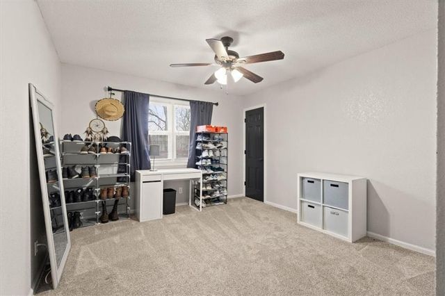 7235 Wallace Avenue, Kansas City, MO 64133