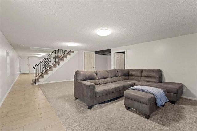 7235 Wallace Avenue, Kansas City, MO 64133