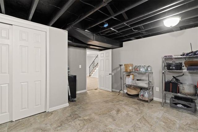 7235 Wallace Avenue, Kansas City, MO 64133