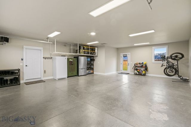 2019 E Silver Circle, Belgrade, MT 59714