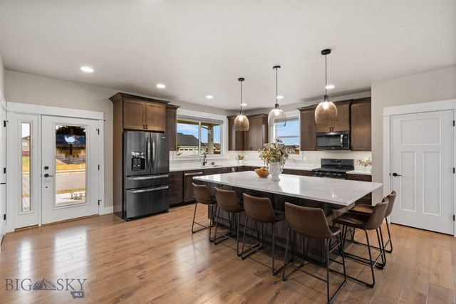 2019 E Silver Circle, Belgrade, MT 59714