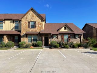 410 Baby Bear Drive, College Station, TX 77845