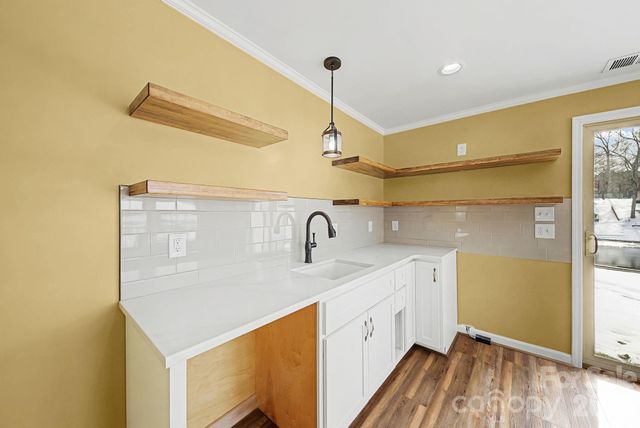 243 Shore Lane, Lexington, NC 27292
