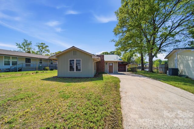 243 Shore Lane, Lexington, NC 27292