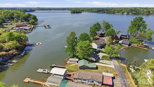 243 Shore Lane, Lexington, NC 27292