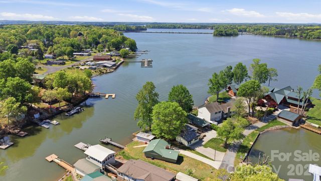 243 Shore Lane, Lexington, NC 27292