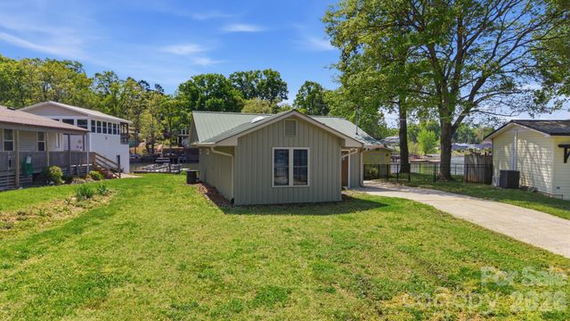 243 Shore Lane, Lexington, NC 27292