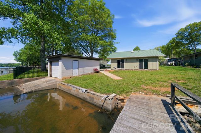243 Shore Lane, Lexington, NC 27292