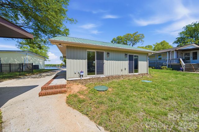 243 Shore Lane, Lexington, NC 27292