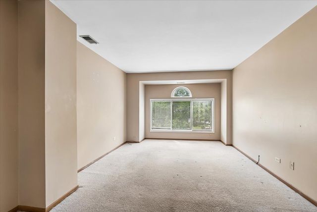 441 Park Ridge Lane G, Aurora, IL 60504