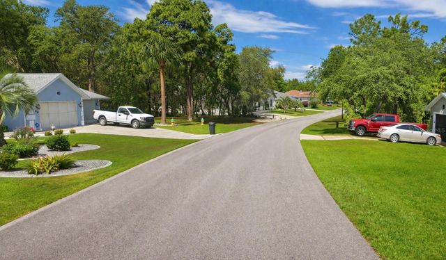17 SPECEBERRY CIRCLE, Homosassa, FL 34446