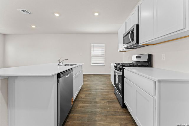 124 Pigeon Green, San Antonio, TX 78253