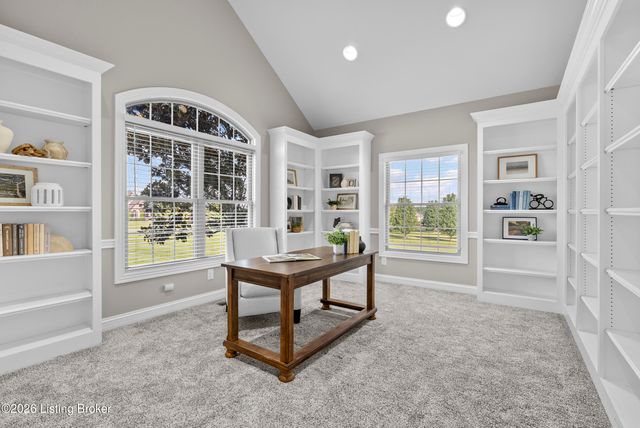 10240 Saddle Pointe Dr, Louisville, KY 40291