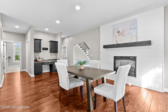 10240 Saddle Pointe Dr, Louisville, KY 40291