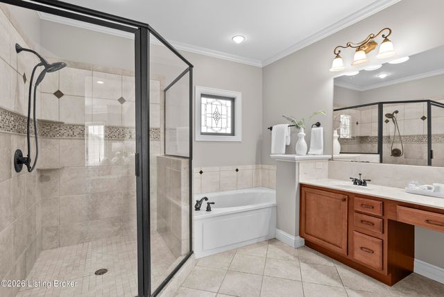 10240 Saddle Pointe Dr, Louisville, KY 40291