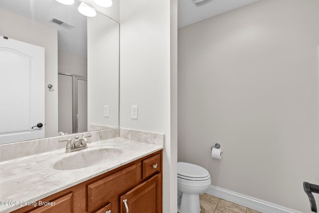 10240 Saddle Pointe Dr, Louisville, KY 40291