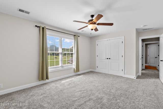 10240 Saddle Pointe Dr, Louisville, KY 40291