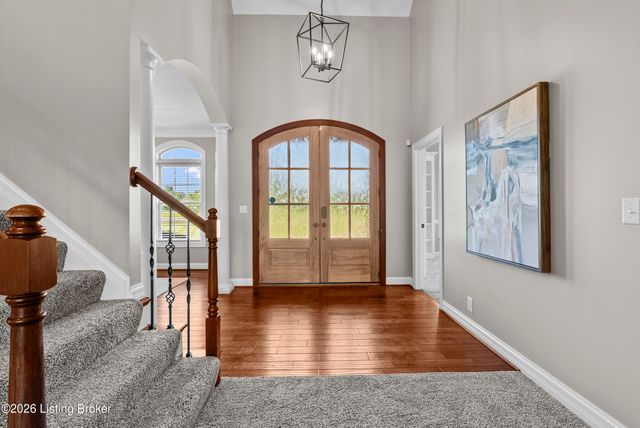 10240 Saddle Pointe Dr, Louisville, KY 40291