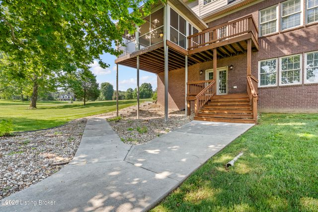 10240 Saddle Pointe Dr, Louisville, KY 40291