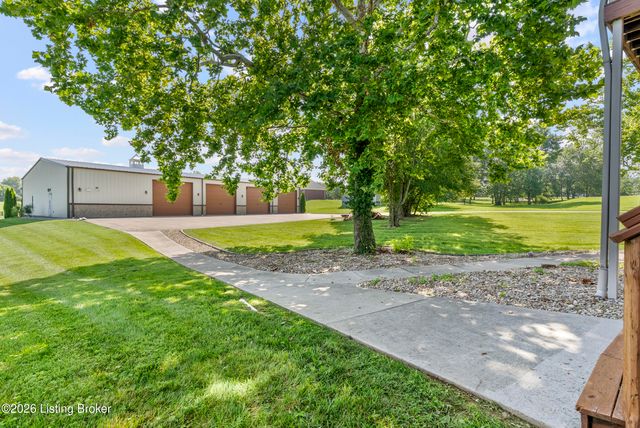 10240 Saddle Pointe Dr, Louisville, KY 40291