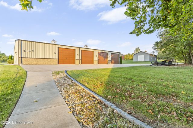10240 Saddle Pointe Dr, Louisville, KY 40291