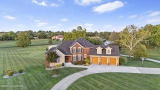 10240 Saddle Pointe Dr, Louisville, KY 40291