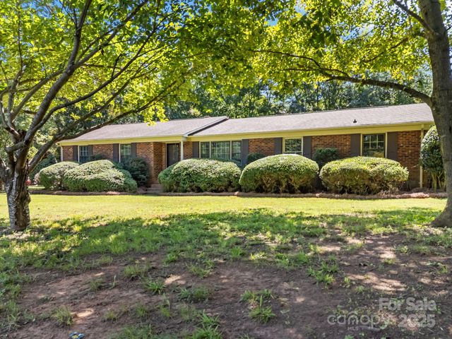 8450 Robinson Church Road, Charlotte, NC 28215