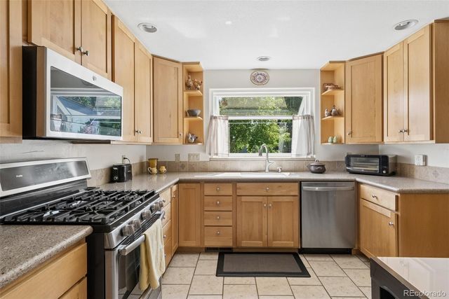 485 Hoyt Street, Lakewood, CO 80226