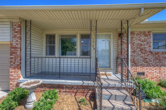 10107 E 22nd Place, Tulsa, OK 74129