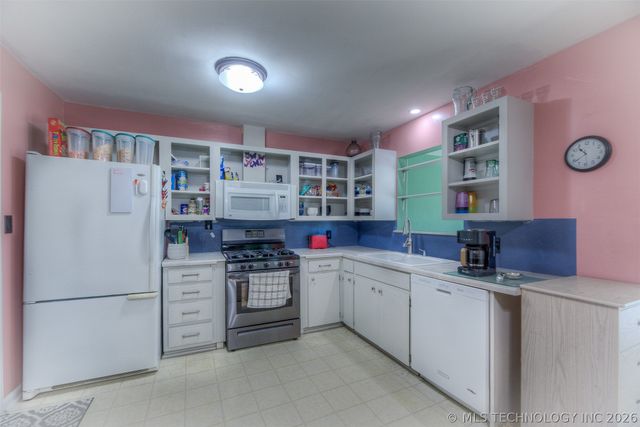 10107 E 22nd Place, Tulsa, OK 74129