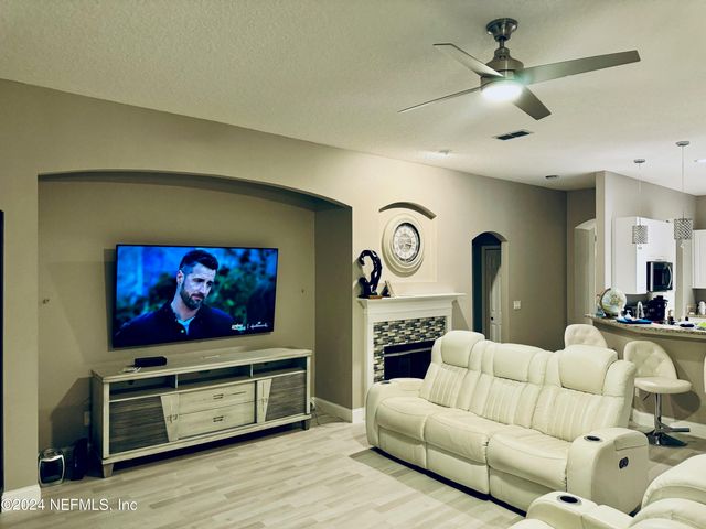 1816 CREEKWOOD Lane, Fleming Island, FL 32003